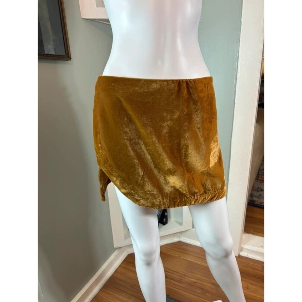 Free People Annalise Velvet Mini Skirt Size 12 Shiny Amber